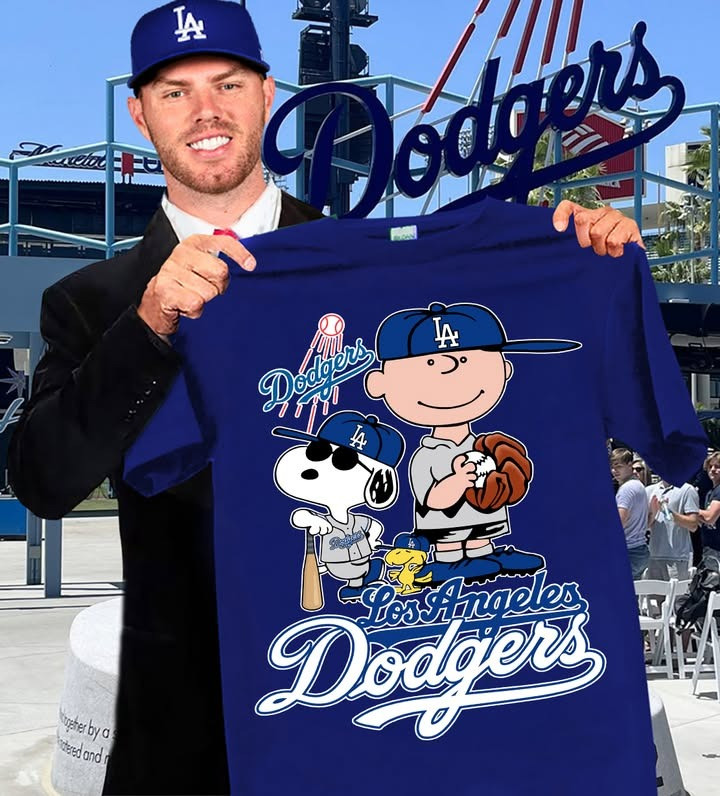 Snoopy Charlie Brown Peanuts Squad LA Dodgers T-Shirt Baseball Best Gifts For Dodgers Fans-1 Snoopy Charlie Brown Peanuts Squad LA Dodgers T-Shirt Baseball Best Gifts For Dodgers Fans-1