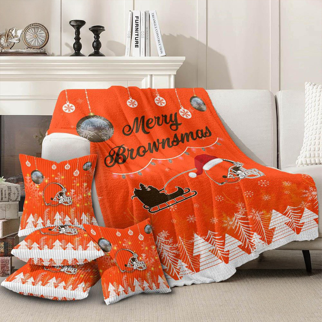 Cleveland Browns Football 2025 NFL Christmas Blanket Browns Merch Merry Christmas Bed Decor-1