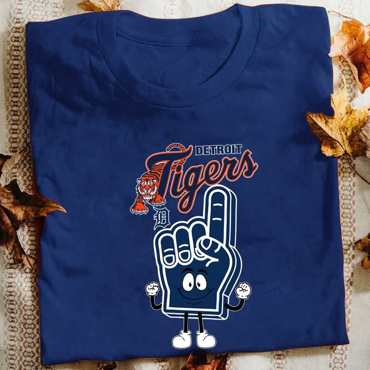 Detroit Tigers T-Shirt Cute Graphic Detroit Tigers Baseball Lover Fan Gifts For Him Her-1