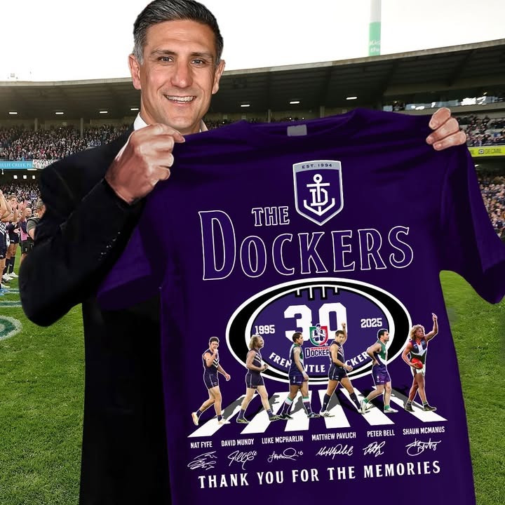 Fremantle Dockers 30Th Anniversary In AFL 1995-2025 T-Shirt Thank You For The Memories-1