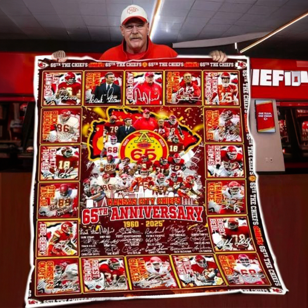 Kansas City Chiefs 65Th Anniversary 1960 2025 Blanket KC Chiefs Birthday Merch Football Gift-1