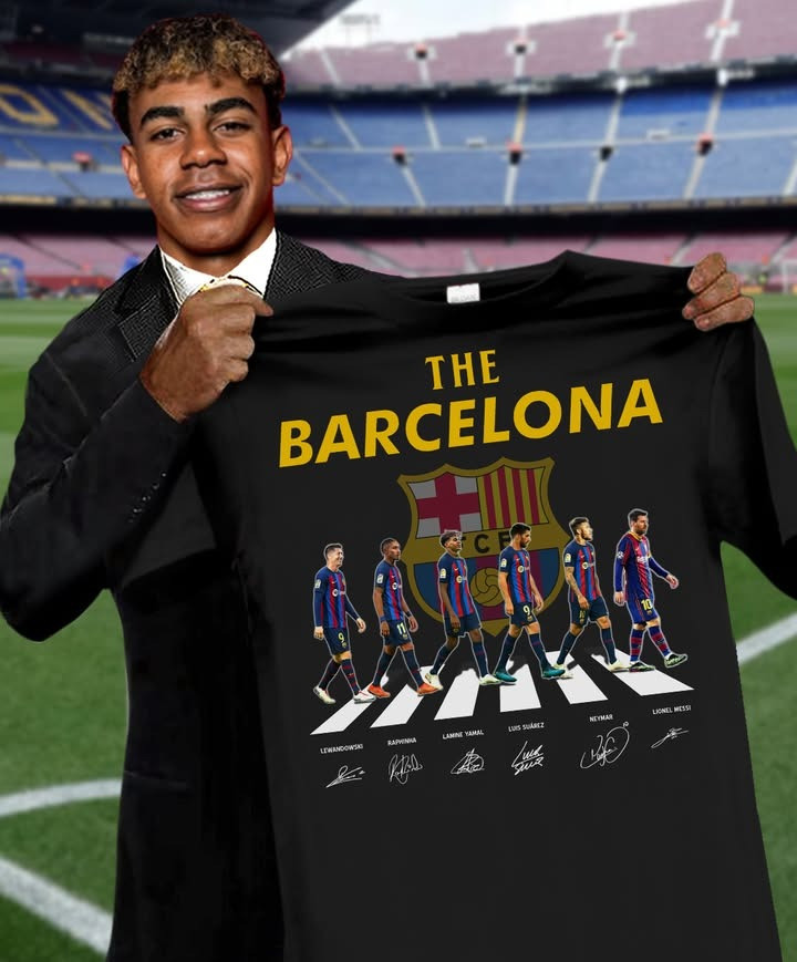 The Barcelona Players Legends Players Signature T-Shirt Fan Barcelona Themed Gifts-1