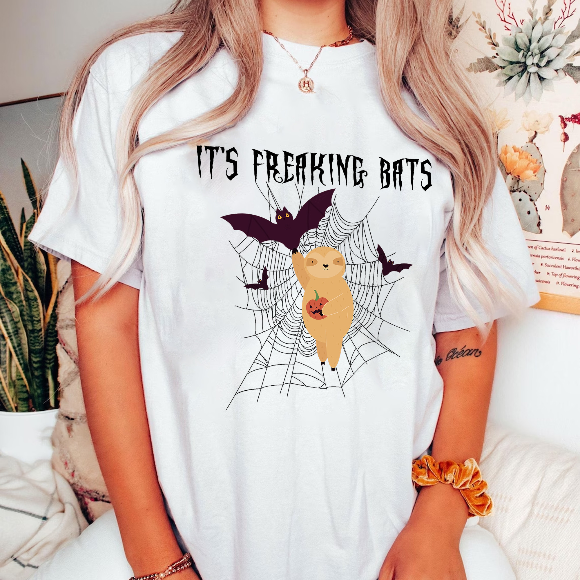 It's Freaking Bats Shirt Black Sloth And Bat Halloween T-Shirt Design Funny Gifts For Friends-1