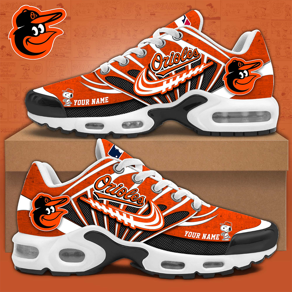 Personalized Baltimore Orioles '75th Anniversary of Peanuts' Snoopy Shoes Gift For Fans-1